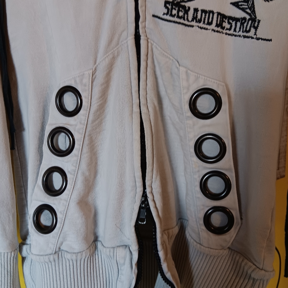 SALVAGE VINTAGE SEEK & DESTROY HOODIE EUC. M - Picture 3 of 9